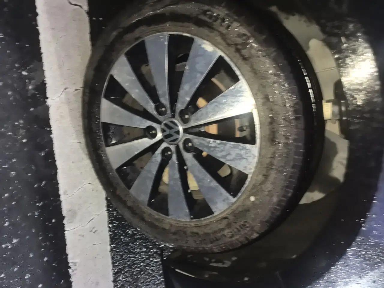 Volkswagen Sagitar 2017 1.6L Manual Comfort Model — миниатюра 8