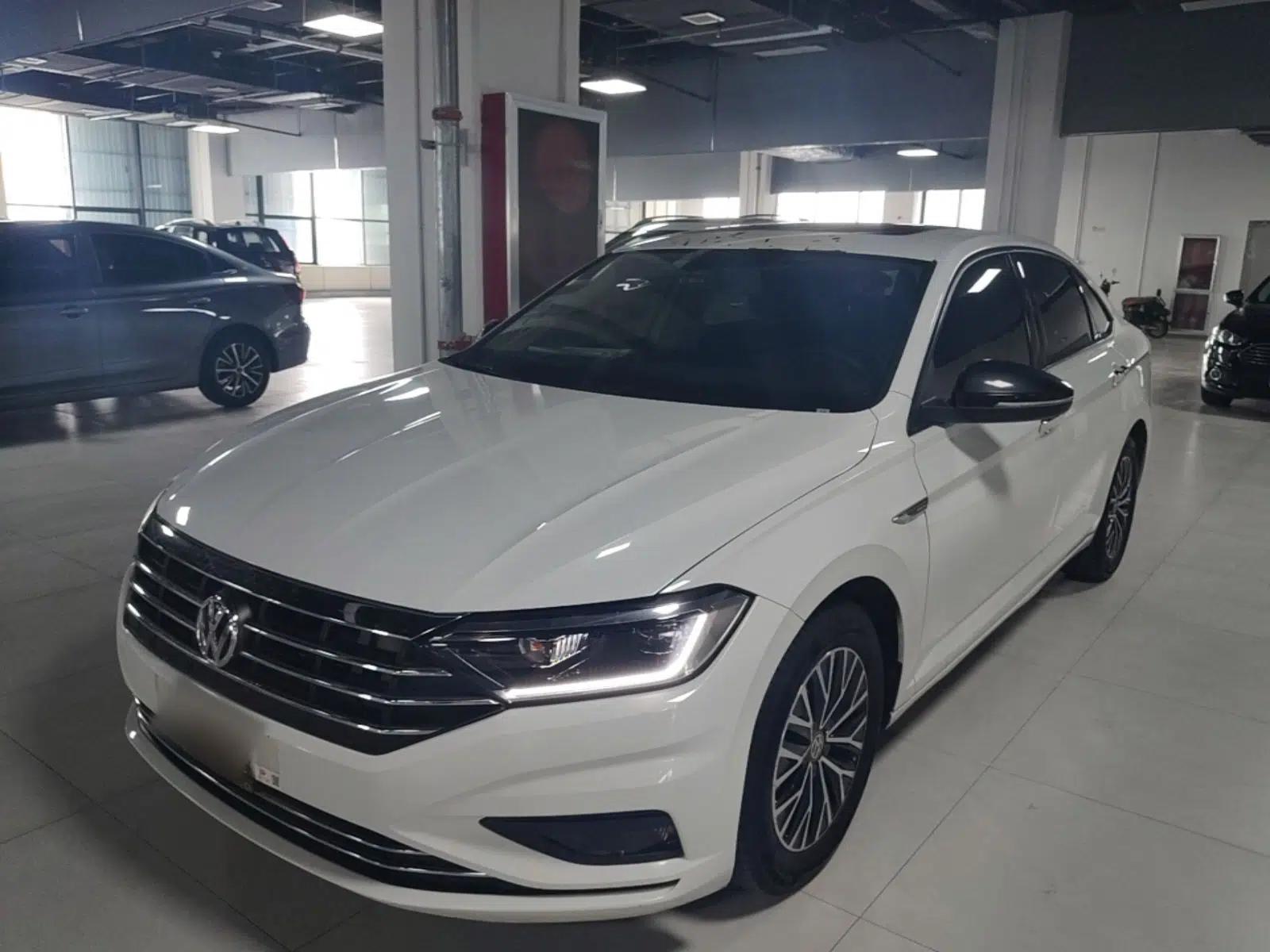 Volkswagen Sagitar 2020 200TSI DSG Comfort Version China VI Standard — миниатюра 1