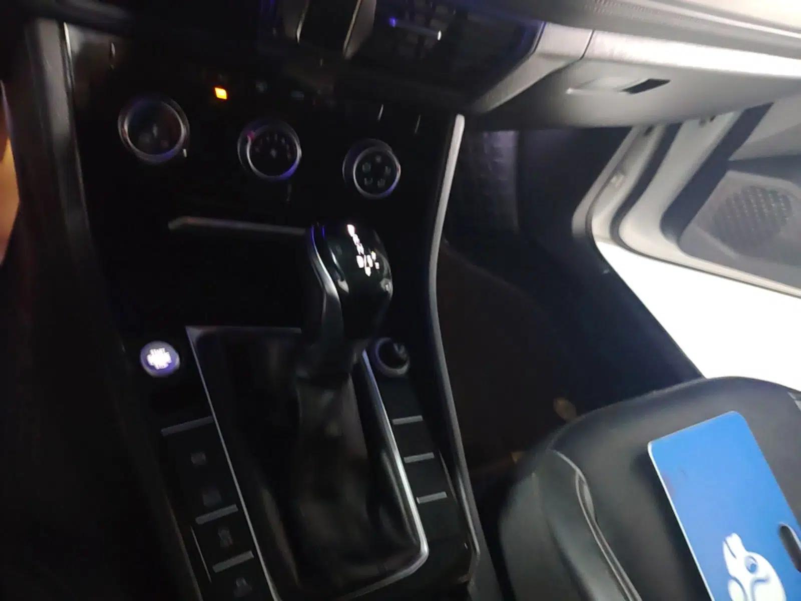 Volkswagen Sagitar 2020 200TSI DSG Comfort Version China VI Standard — миниатюра 16