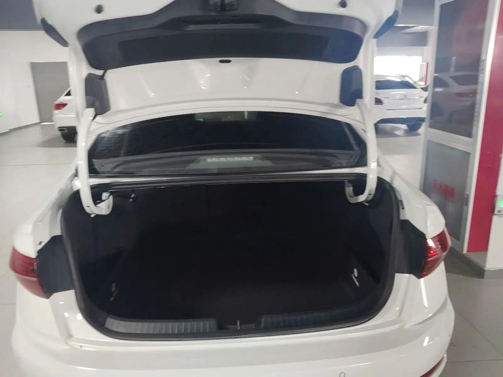 Volkswagen Sagitar 2020 200TSI DSG Comfort Version China VI Standard — миниатюра 22