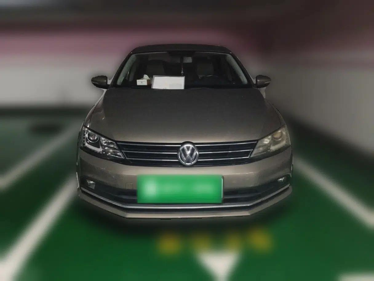 Volkswagen Sagitar 2015 230TSI Automatic Comfort Version — миниатюра 2