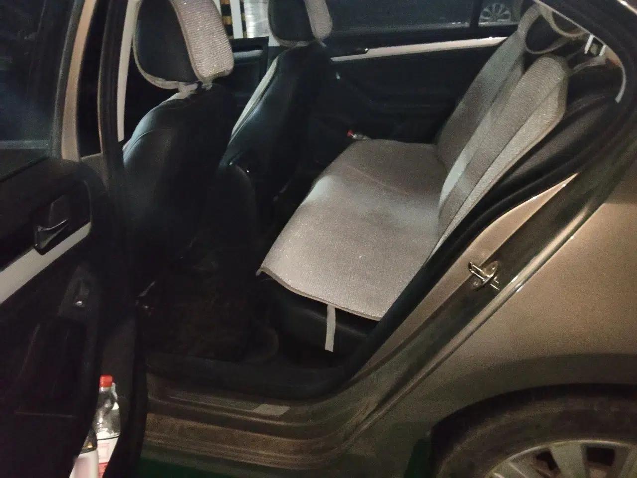 Volkswagen Sagitar 2015 230TSI Automatic Comfort Version — миниатюра 17