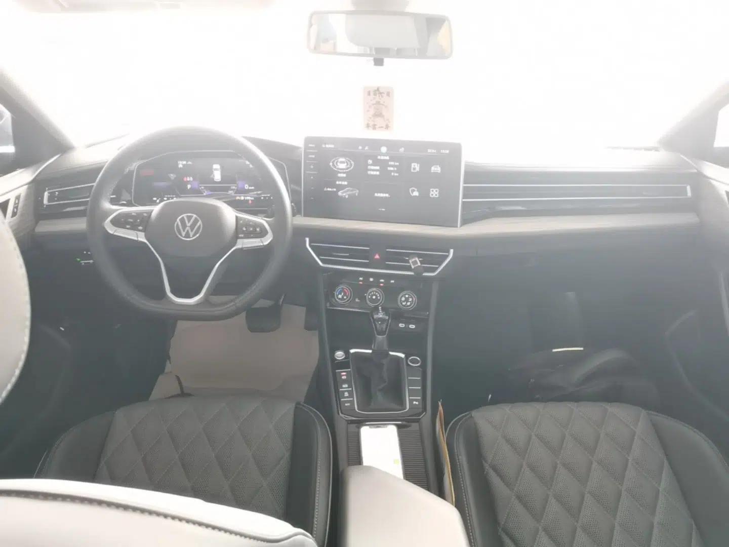 Volkswagen Sagitar 2023 300TSI DSG Excellence Edition — миниатюра 12