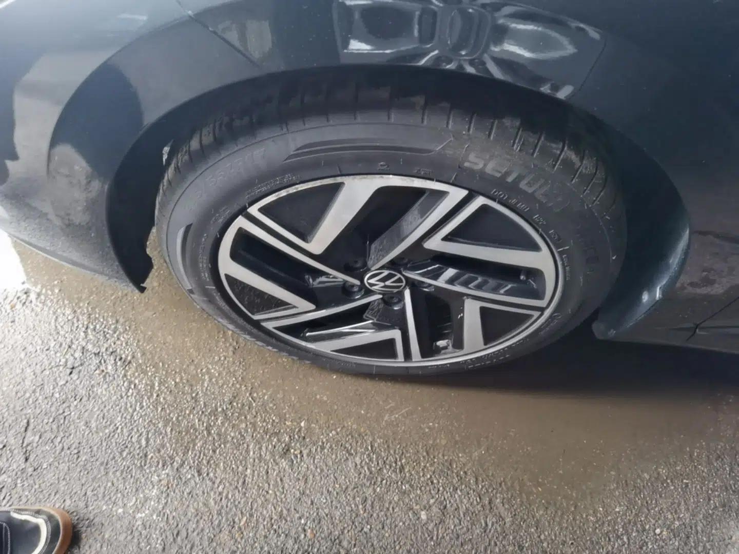 Volkswagen Sagitar 2023 300TSI DSG Excellence Edition — миниатюра 10