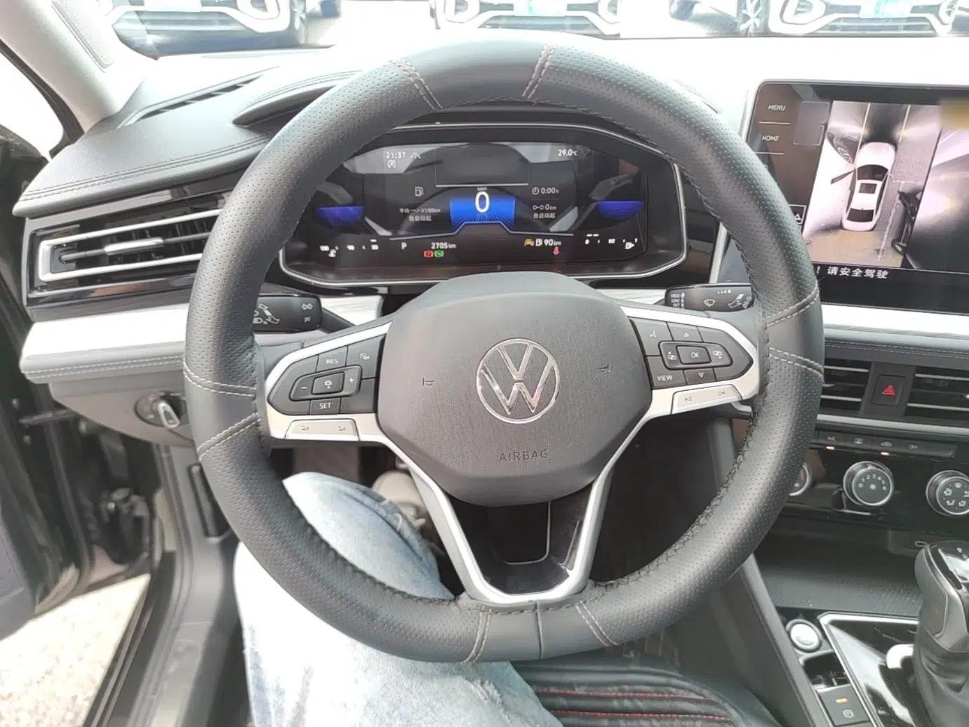 Volkswagen Sagitar 2026 Model 30 Million Units Selected 300TSI DSG Surpassing Edition — миниатюра 13
