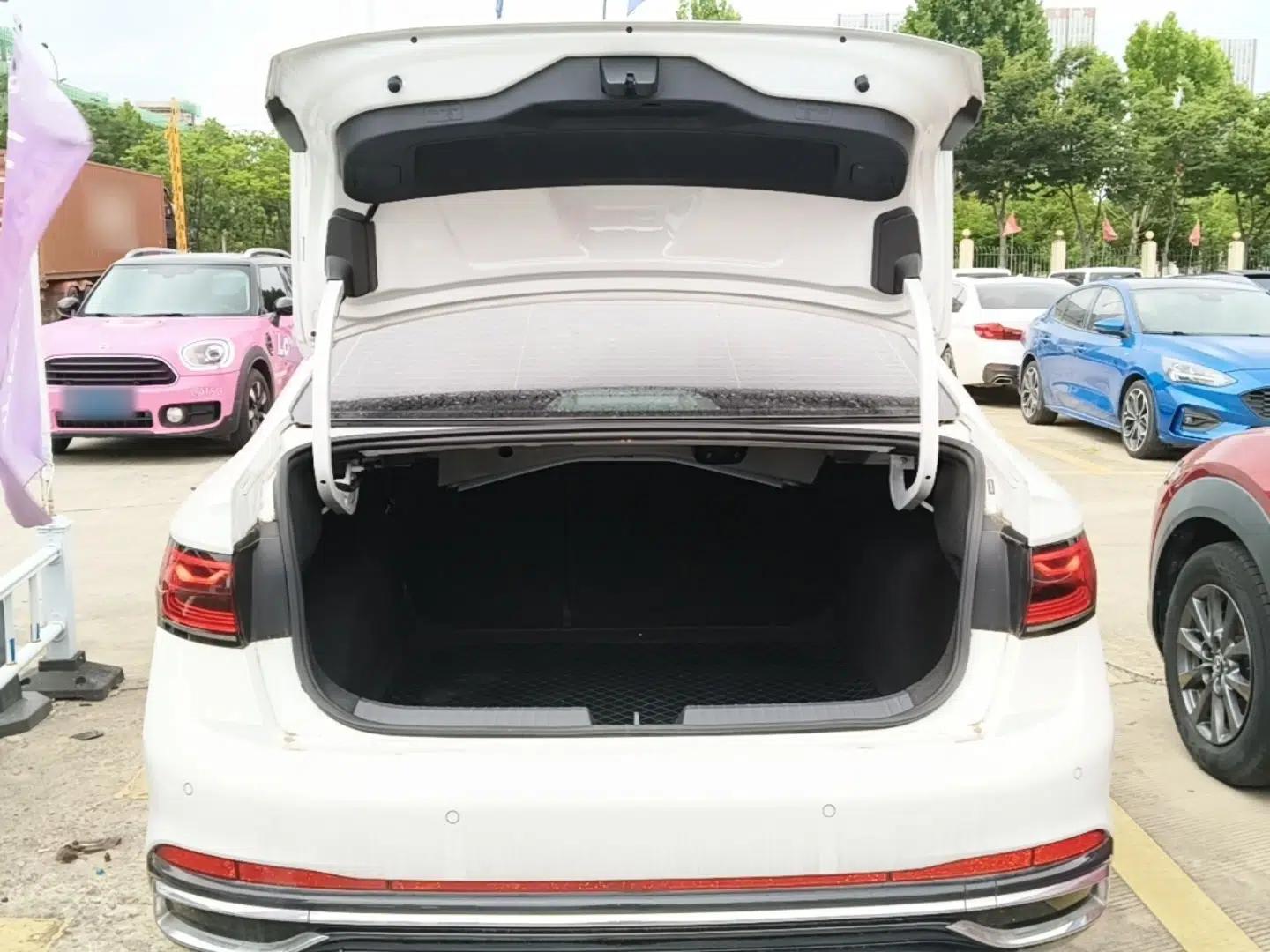 Volkswagen Sagitar 2023 300TSI DSG Excellence Edition — миниатюра 27
