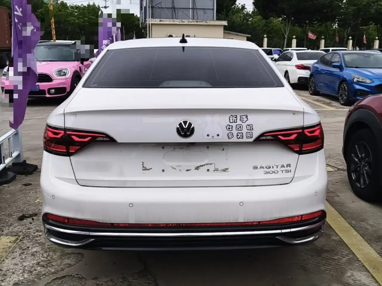 Volkswagen Sagitar 2023 300TSI DSG Excellence Edition — миниатюра 5
