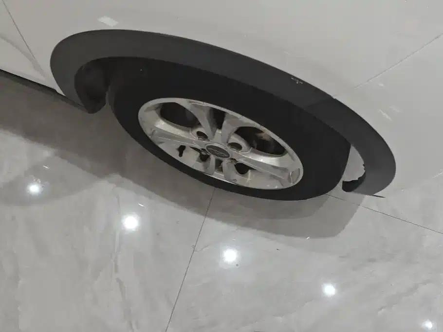 Little Ant 2017 2-seater Smart Edition — миниатюра 6