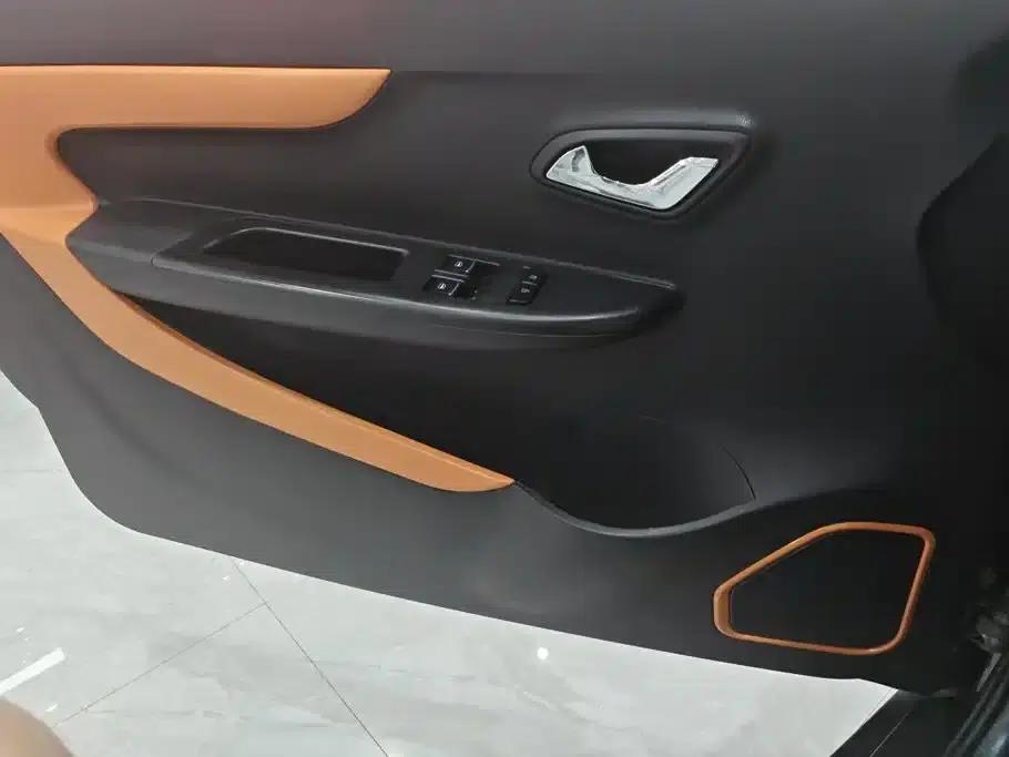 Little Ant 2017 2-seater Smart Edition — миниатюра 7