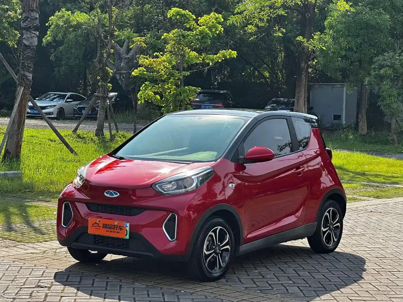 Little Ant 2022 Model, Sweet Pink Version, Half-Sugar Edition, Lithium Iron Phosphate, 30kW, 301km/h — миниатюра 1
