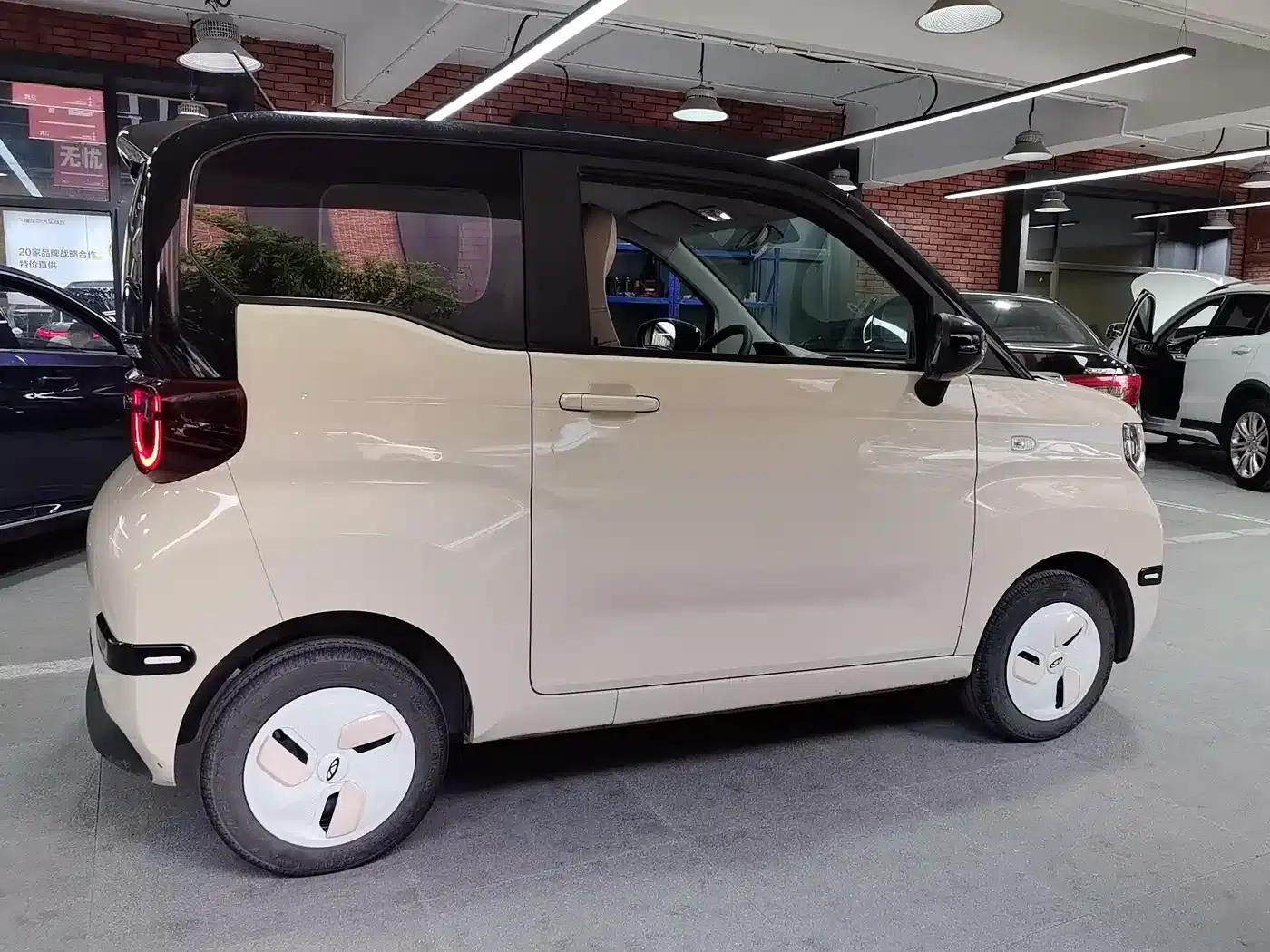 QQ Ice Cream 2023 Model 170km Milkshake Lithium Iron Phosphate — миниатюра 5