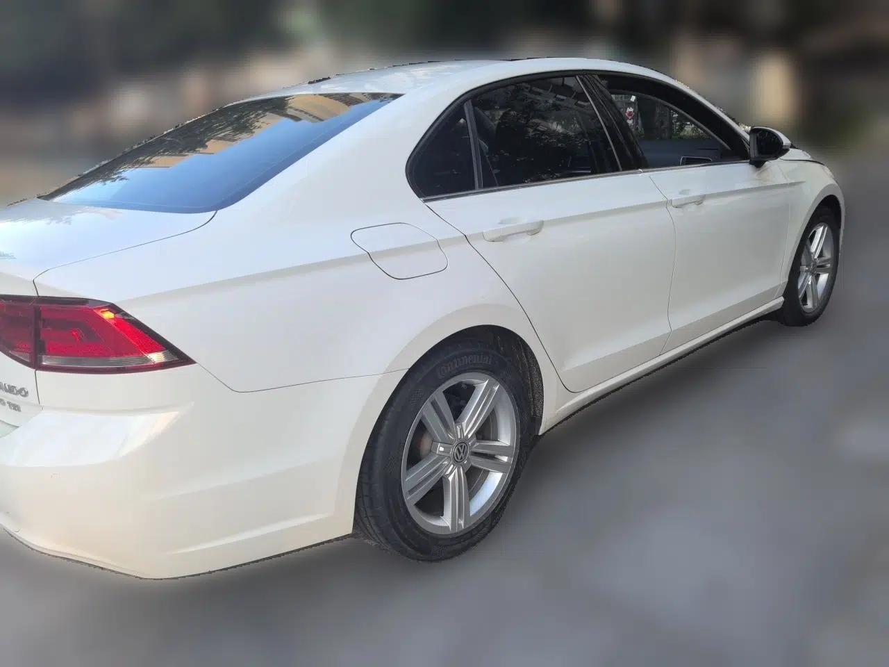 Volkswagen Lamando 2015 280TSI DSG Comfort Edition — миниатюра 6