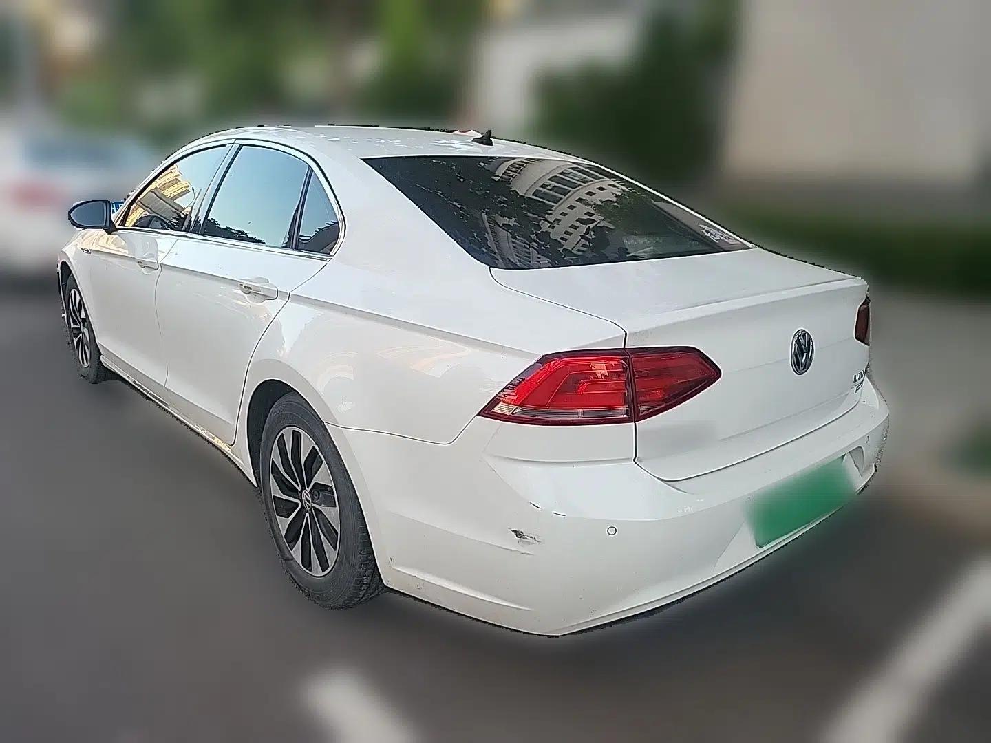 Volkswagen Lamando 2017 230TSI DSG Fashion Edition — миниатюра 4