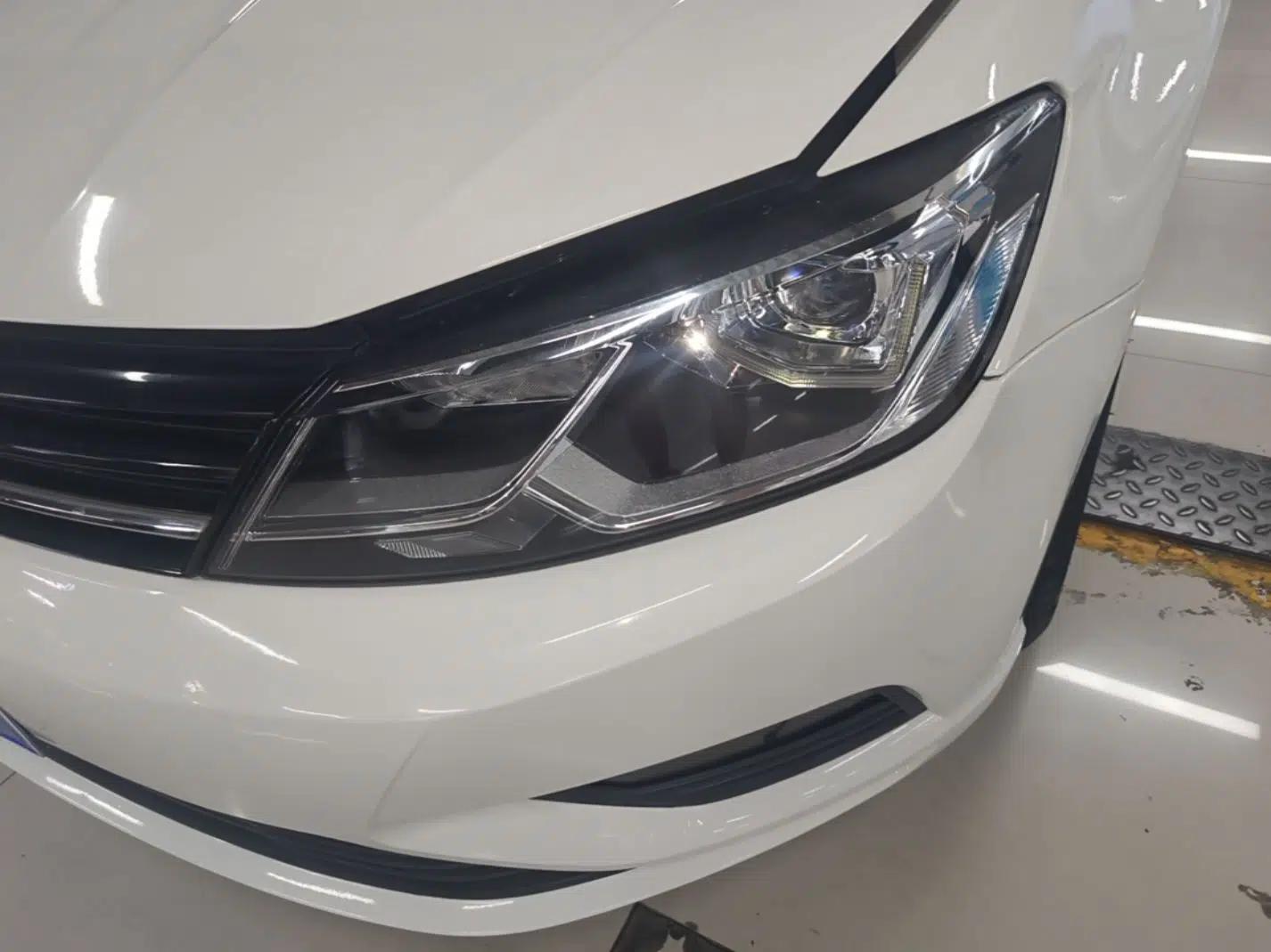 Volkswagen Lamando 2017 230TSI DSG Fashion Edition — миниатюра 8