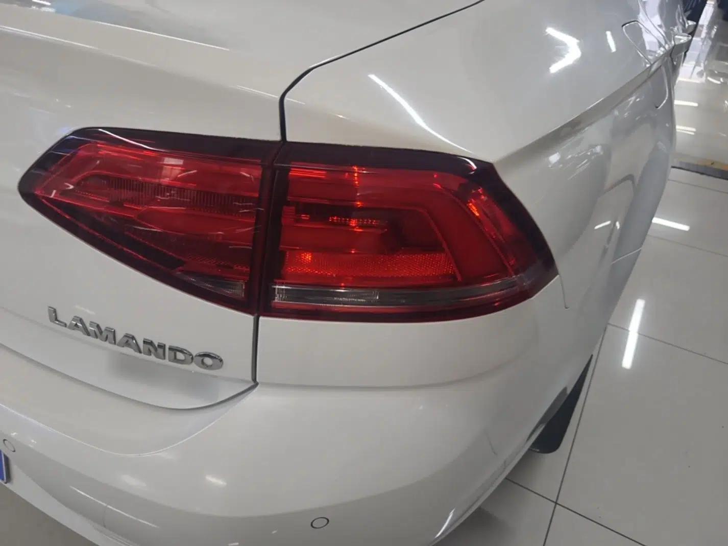 Volkswagen Lamando 2017 230TSI DSG Fashion Edition — миниатюра 9