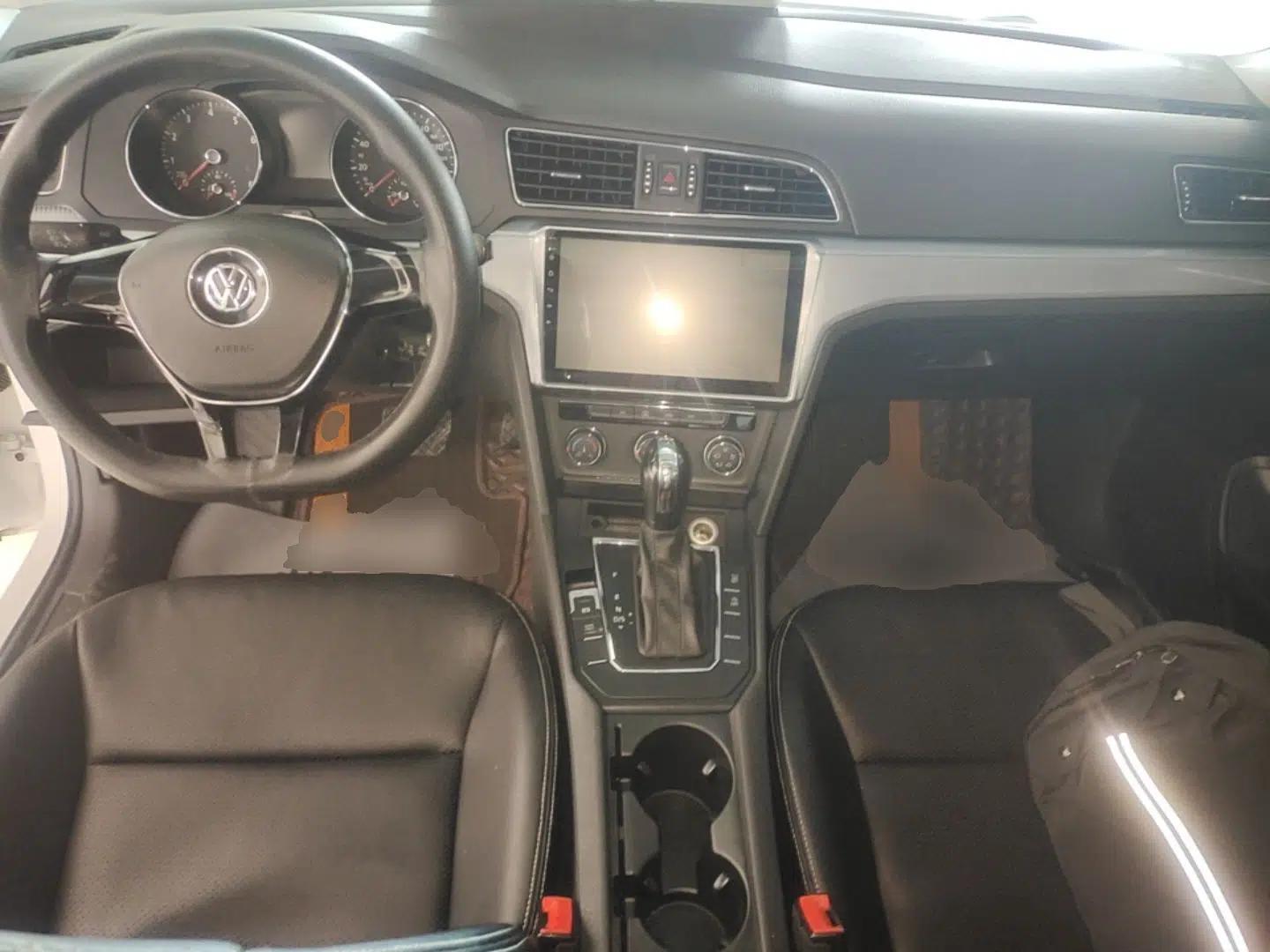 Volkswagen Lamando 2018 230TSI DSG Fashion Edition — миниатюра 12