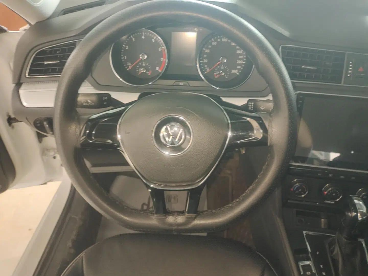 Volkswagen Lamando 2018 230TSI DSG Fashion Edition — миниатюра 13