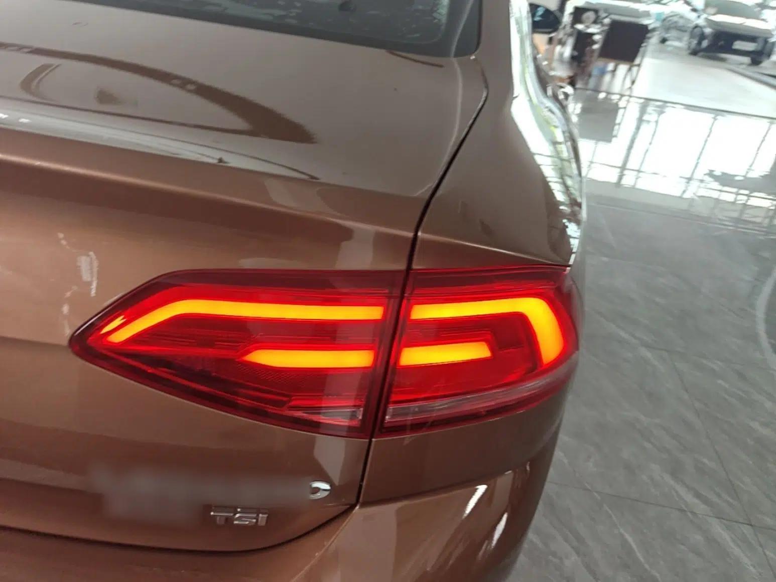 Volkswagen Lamando 2015 280TSI DSG Comfort Edition — миниатюра 9