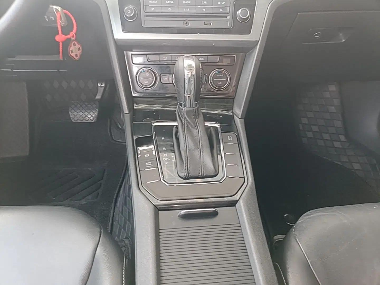 Volkswagen Lamando 2015 280TSI DSG Comfort Edition — миниатюра 21
