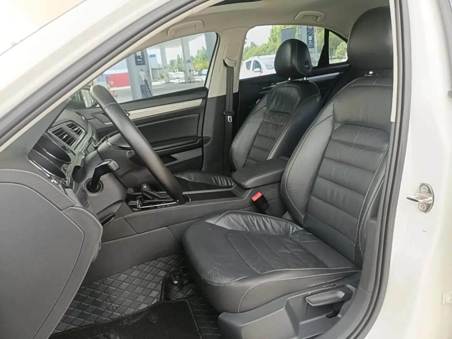Volkswagen Lamando 2015 280TSI DSG Comfort Edition — миниатюра 22