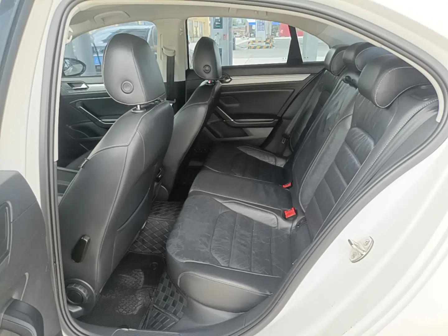 Volkswagen Lamando 2015 280TSI DSG Comfort Edition — миниатюра 25