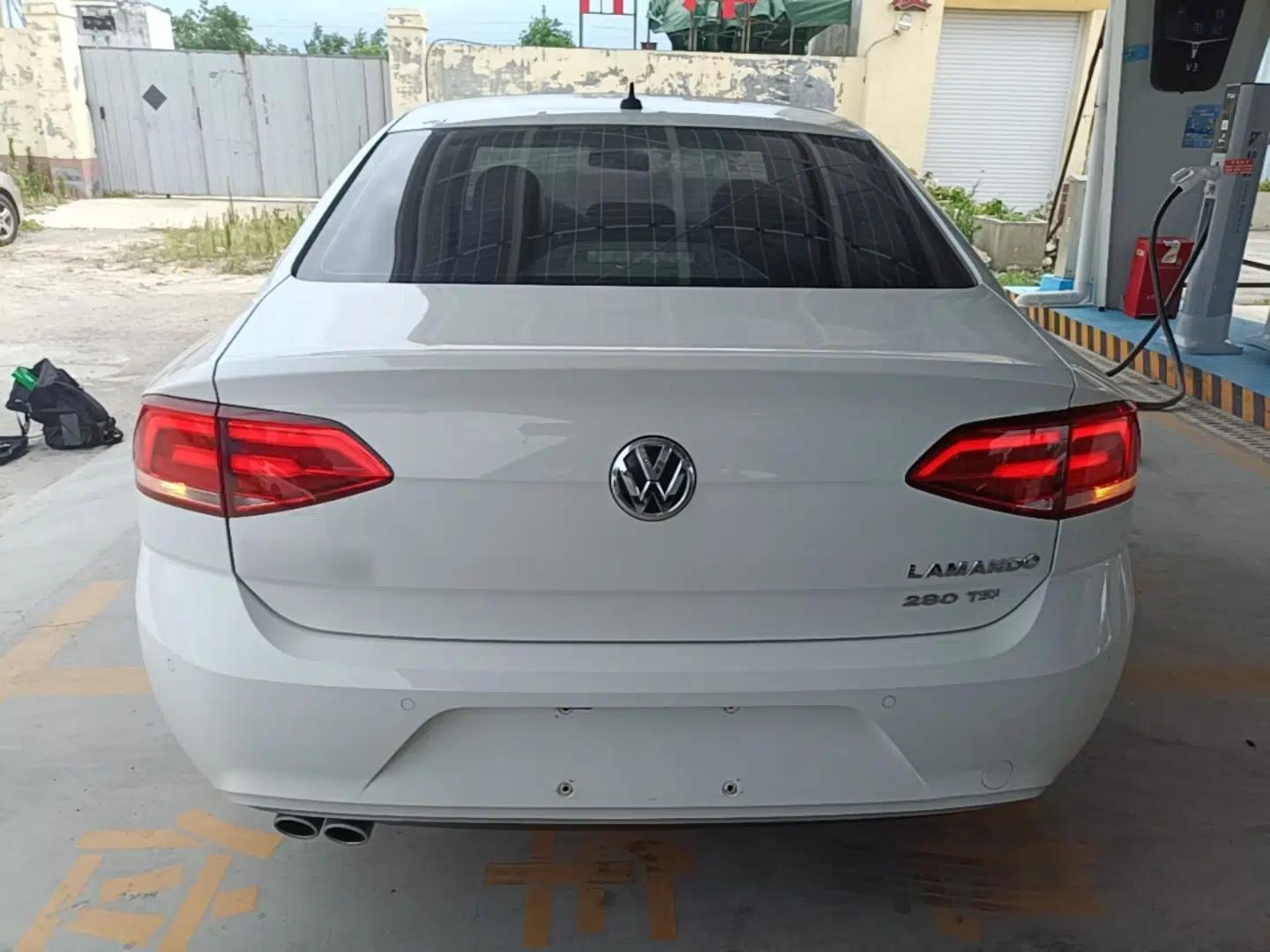 Volkswagen Lamando 2015 280TSI DSG Comfort Edition — миниатюра 5