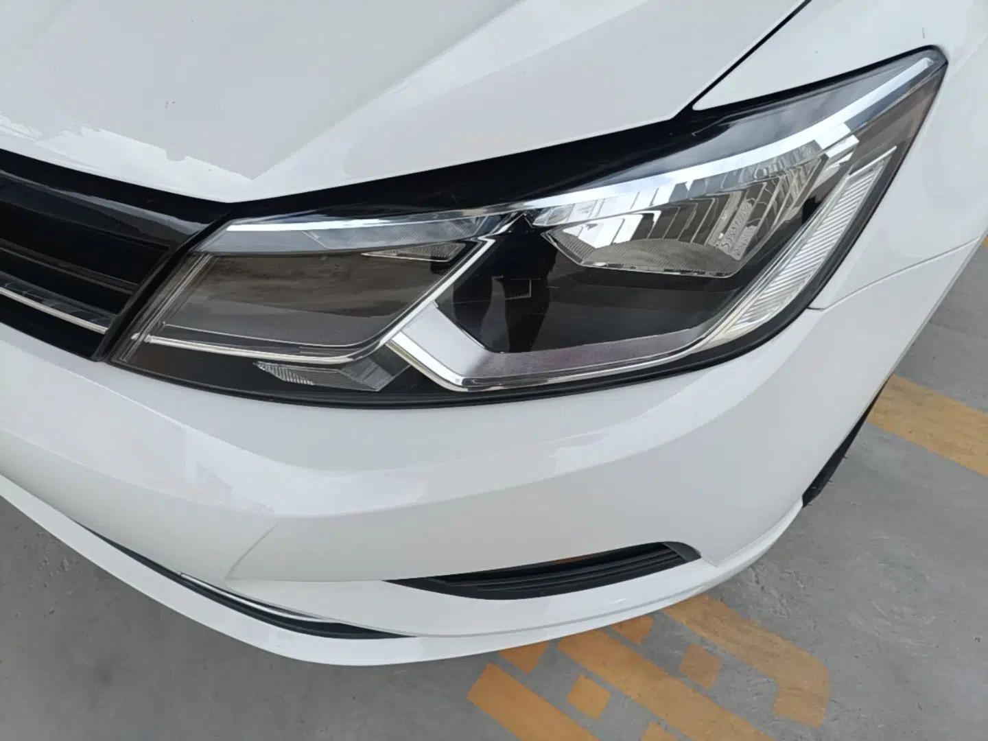 Volkswagen Lamando 2015 280TSI DSG Comfort Edition — миниатюра 8