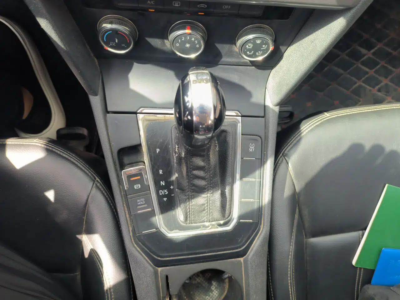 Volkswagen Lamando 2015 230TSI DSG Fashion Edition — миниатюра 14