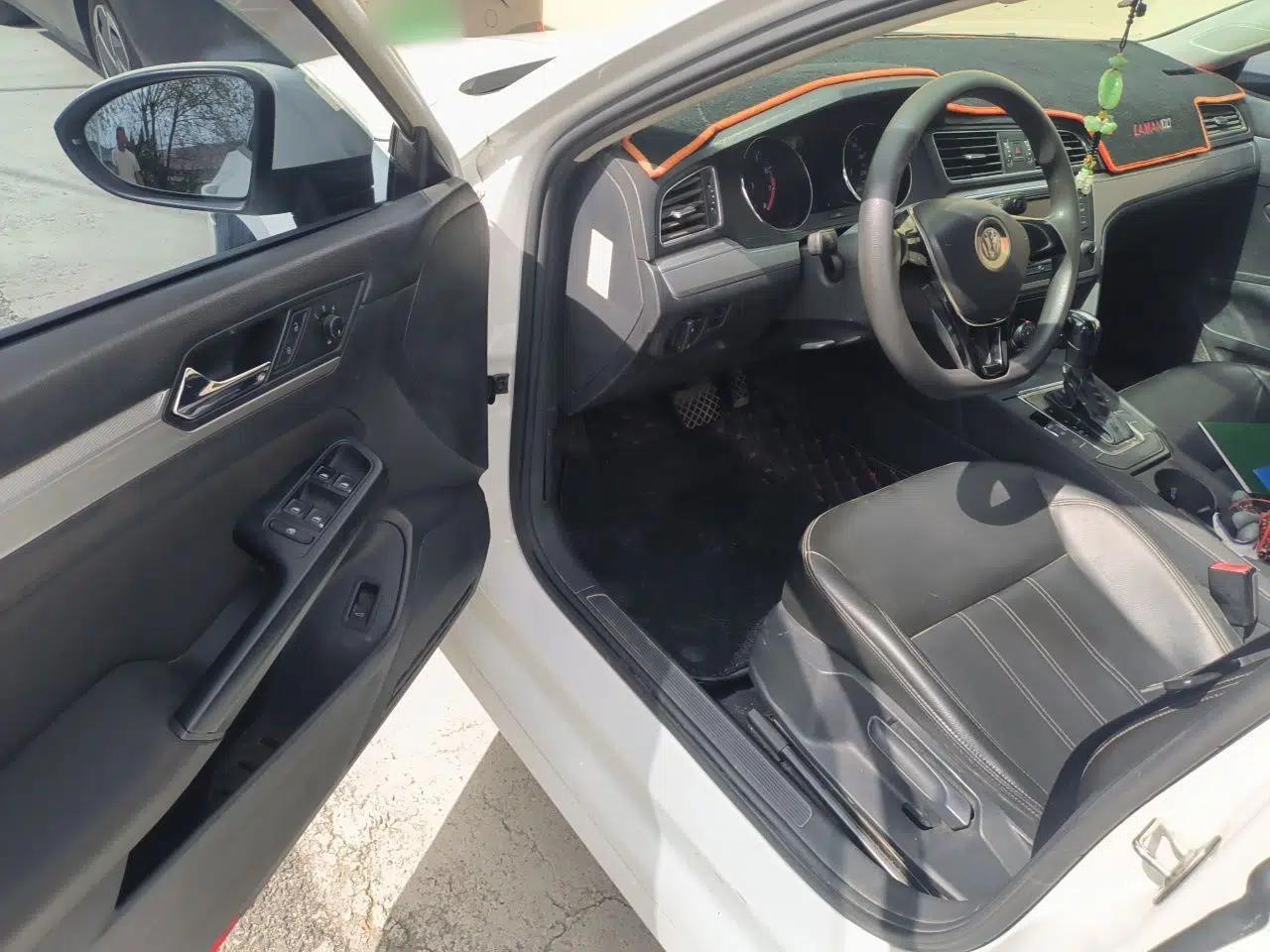 Volkswagen Lamando 2015 230TSI DSG Fashion Edition — миниатюра 16