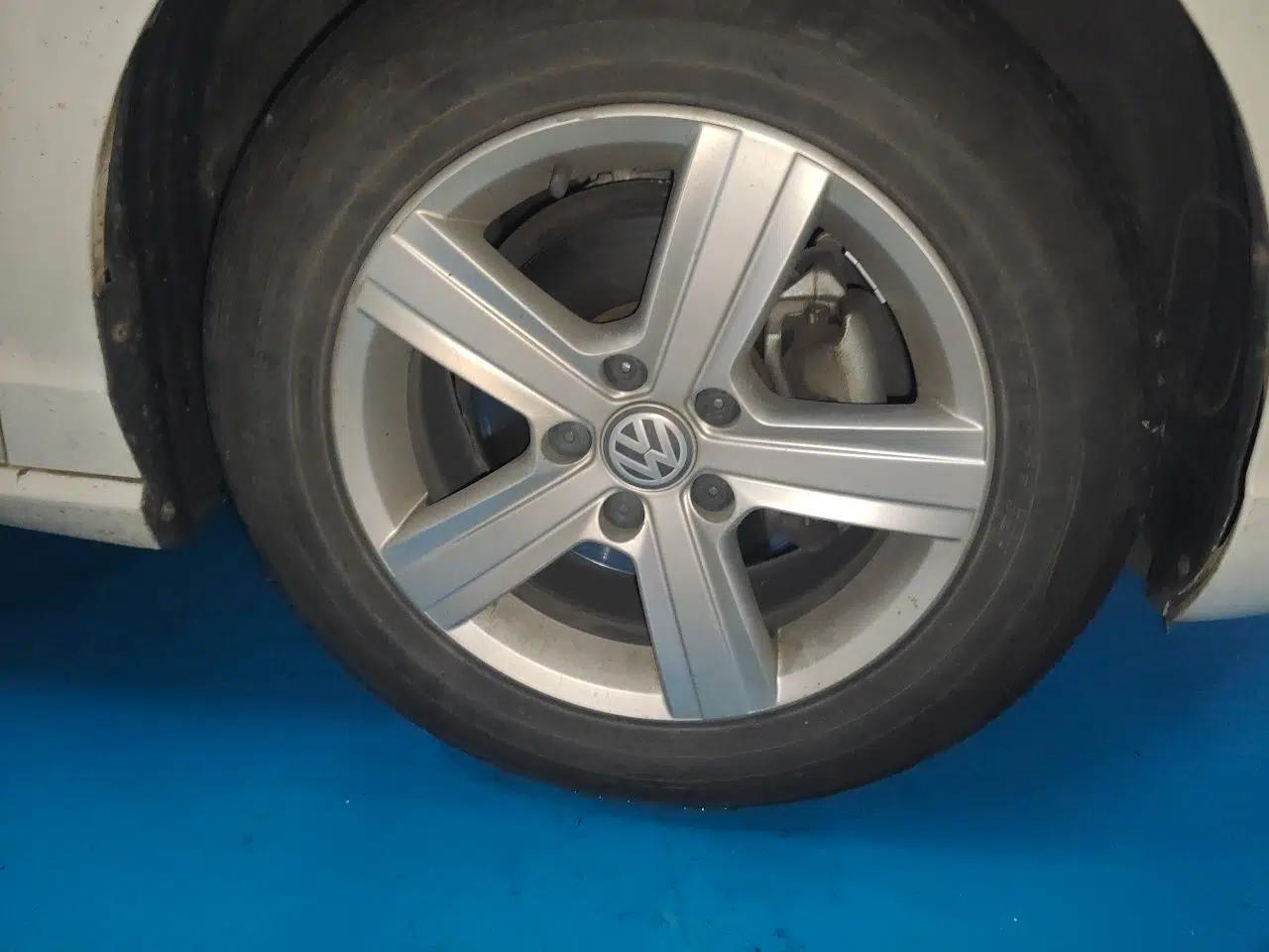 Volkswagen Lamando 2017 230TSI DSG Fashion Edition — миниатюра 8