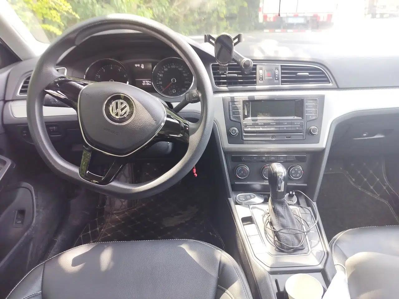 Volkswagen Lamando 2017 230TSI DSG Fashion Edition — миниатюра 9