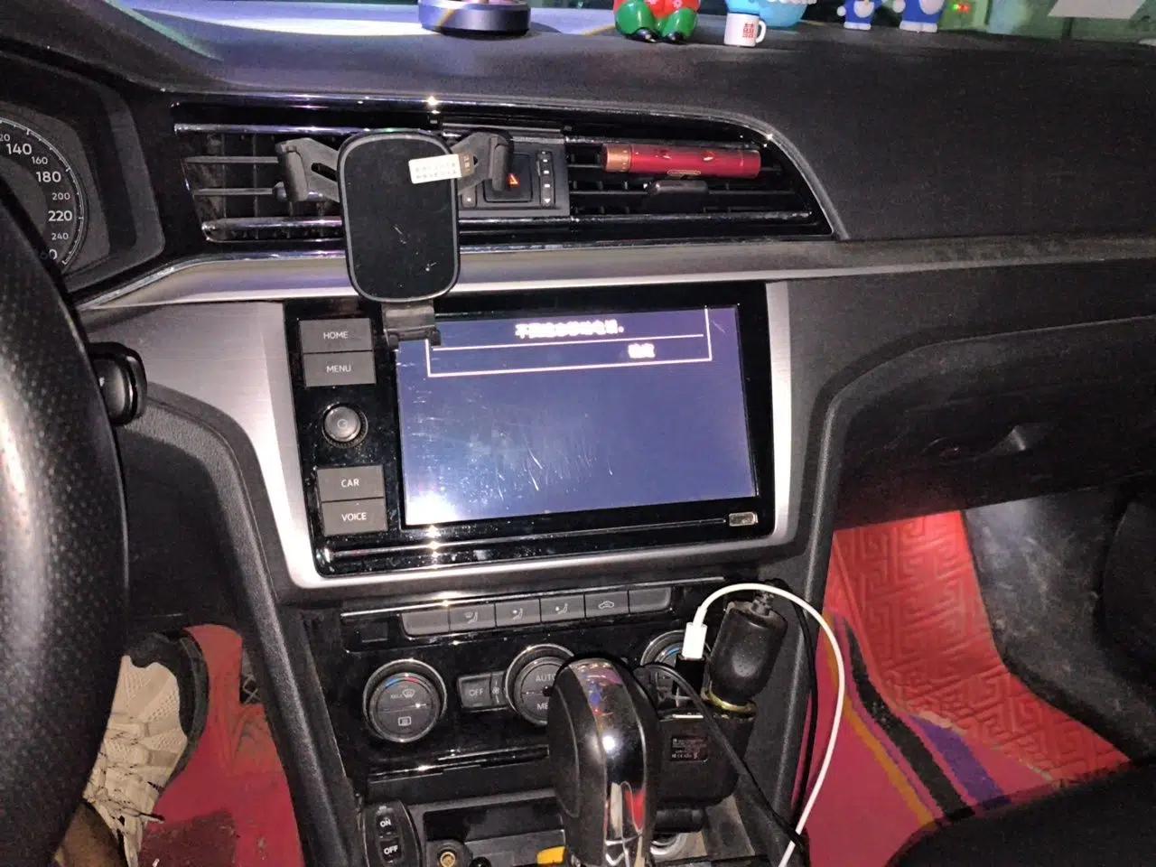 Volkswagen Lamando 2019 280TSI DSG Comfort Edition China VI standard — миниатюра 13
