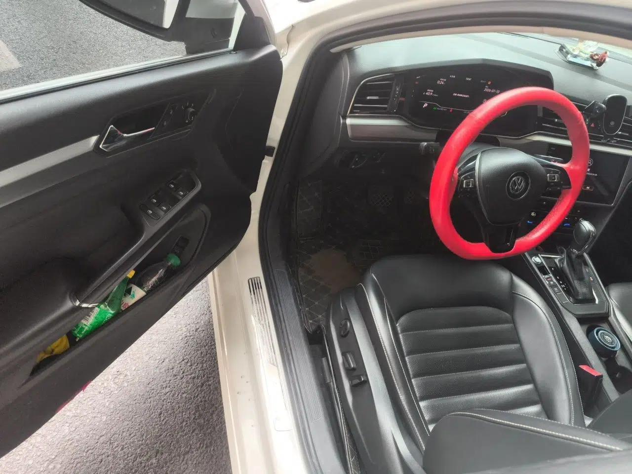 Volkswagen Lamando 2021 280TSI DSG Comfort Edition — миниатюра 16