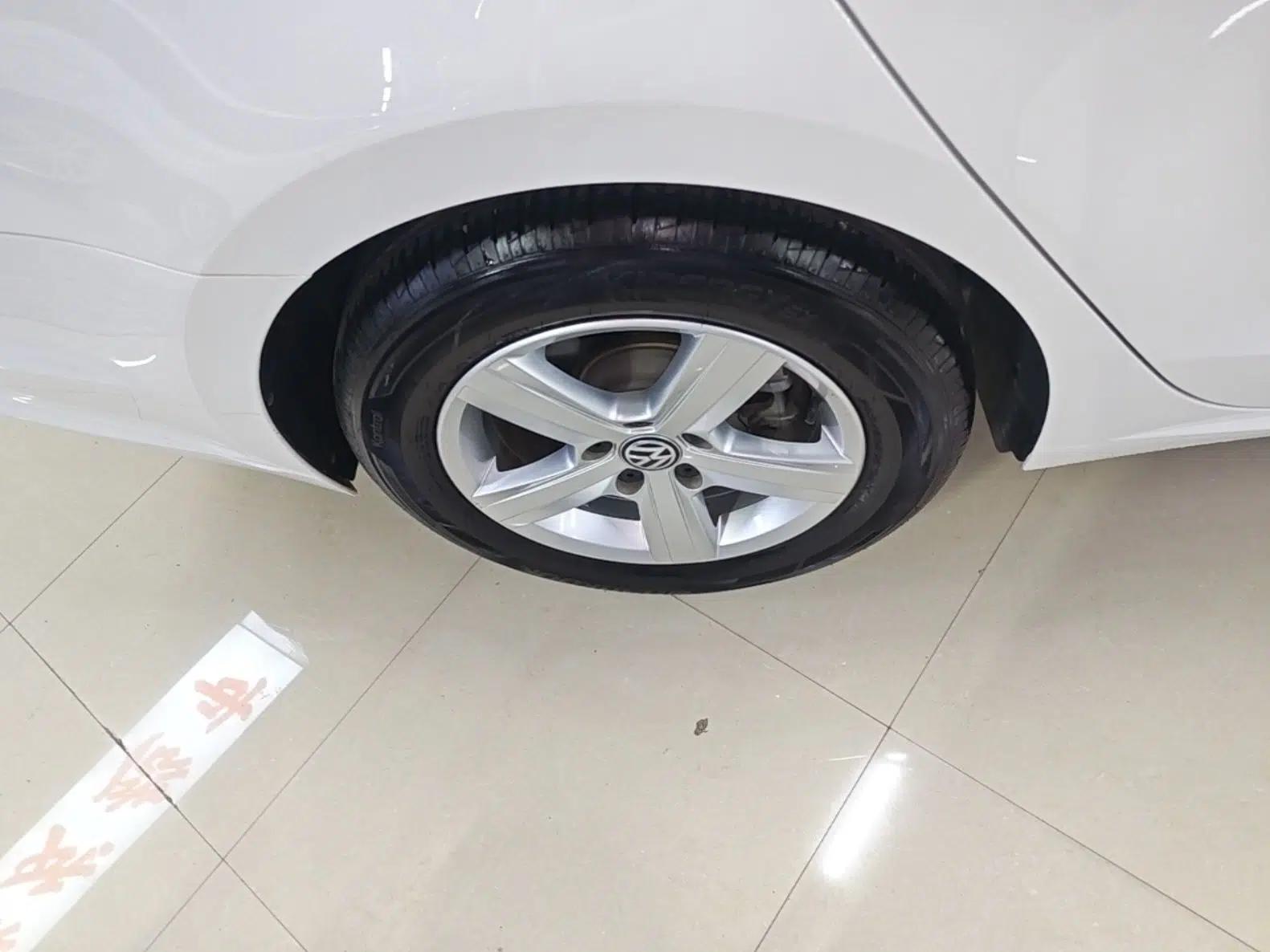 Volkswagen Lamando 2021 230TSI DSG Fashion Edition — миниатюра 11