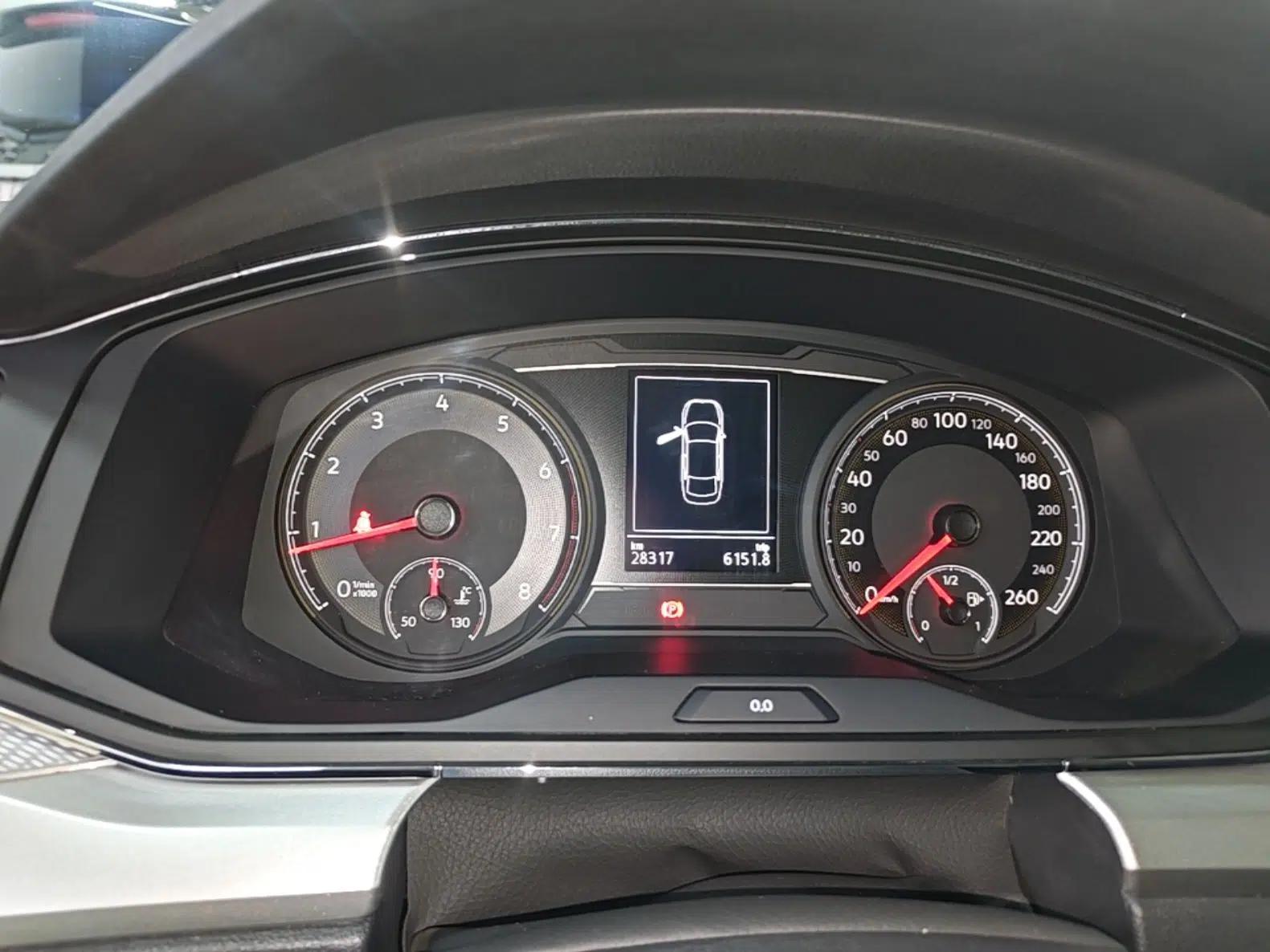 Volkswagen Lamando 2021 230TSI DSG Fashion Edition — миниатюра 14