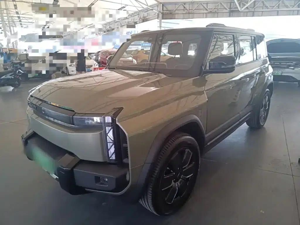 Fengyun X3 PLUS 2025 401 2WD Smart Edition — миниатюра 1