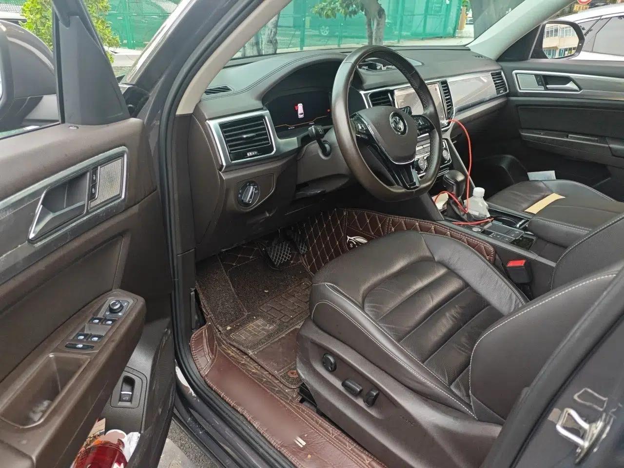 Volkswagen Teramont 2020 330TSI Two-Wheel-Drive Luxury Edition China VI Standard — миниатюра 16