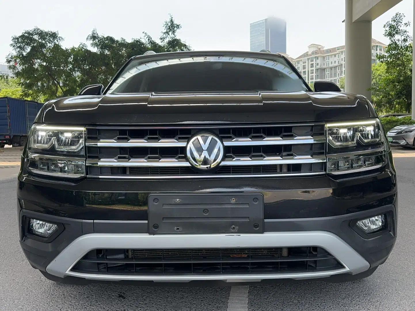 Volkswagen Teramont 2020 Revised Version 330TSI Two-Wheel Drive Comfort Edition — миниатюра 2