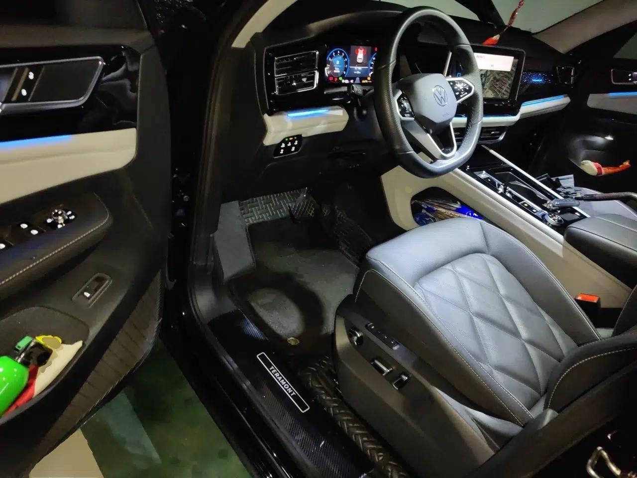 Volkswagen Teramont 2024 380TSI All-Wheel Drive Longyao Edition — миниатюра 16