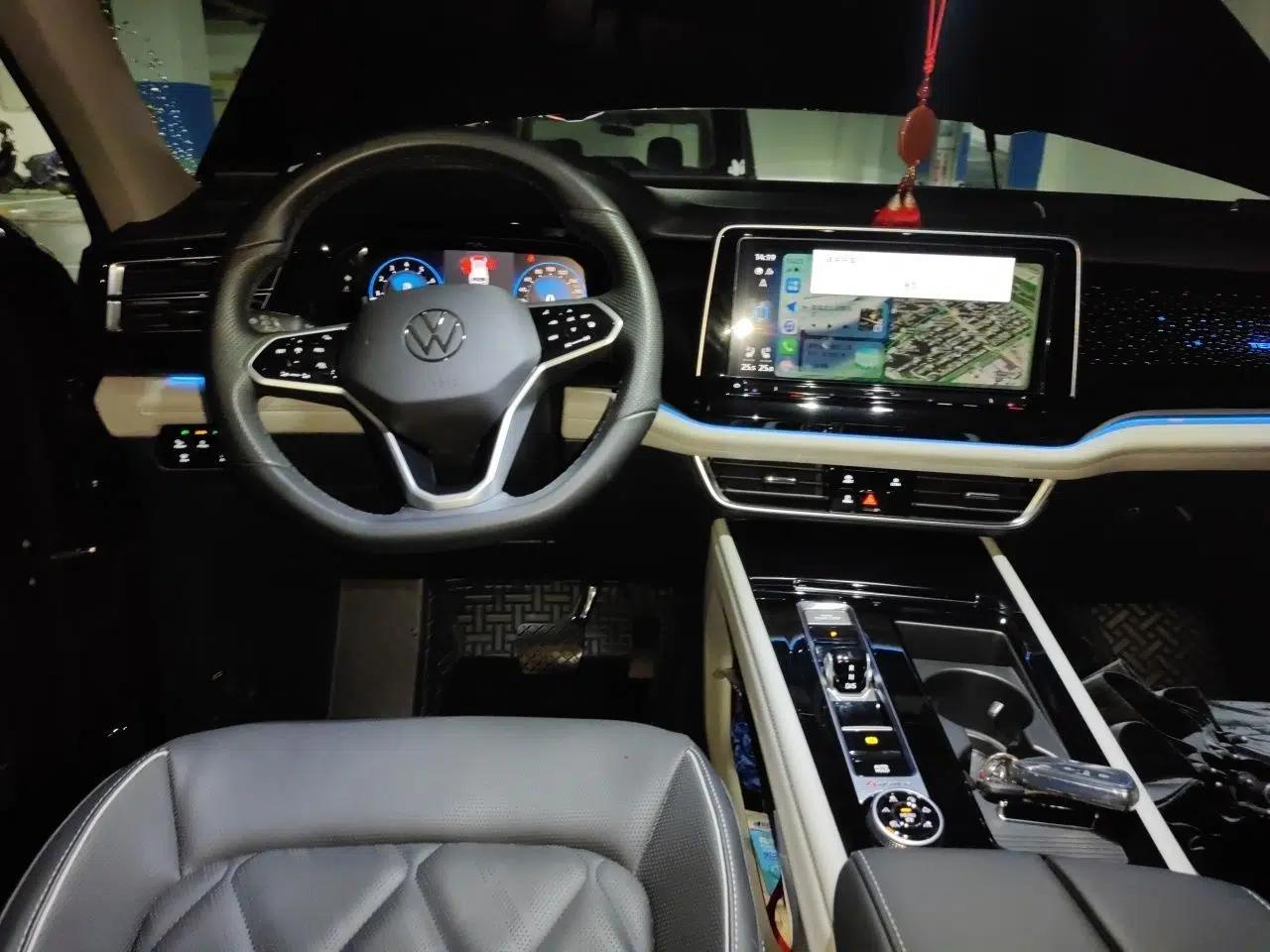 Volkswagen Teramont 2024 380TSI All-Wheel Drive Longyao Edition — миниатюра 10