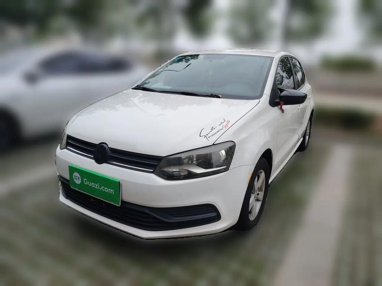 Volkswagen Polo 2014 1.4L Manual Fashion Edition — миниатюра 1