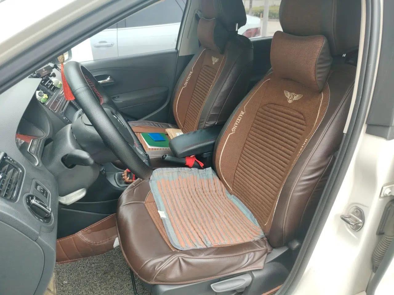 Volkswagen Polo 2014 1.4L Manual Fashion Edition — миниатюра 15