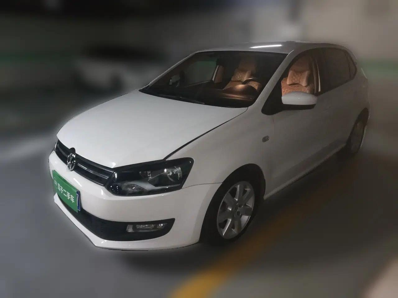 Volkswagen Polo 2013 1.4L Automatic Comfort Edition — миниатюра 1