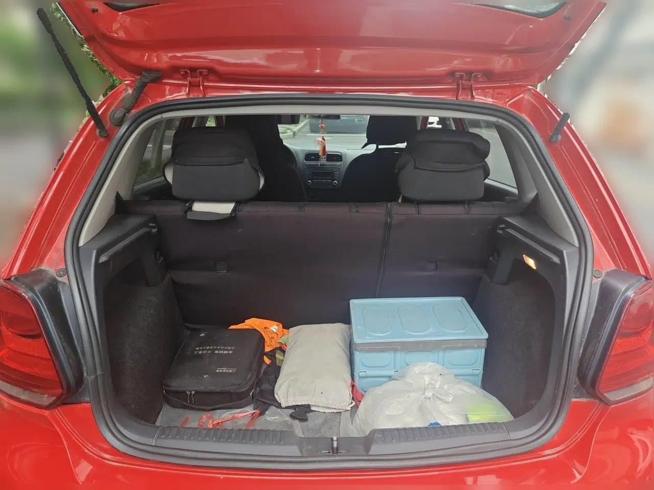 Volkswagen Polo 2013 1.4L Manual Fashion Edition — миниатюра 19