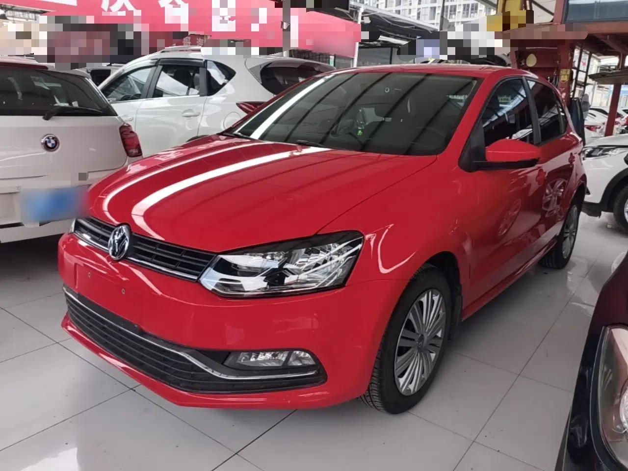 Volkswagen Polo 2016 1.6L Automatic Comfort Model — миниатюра 1