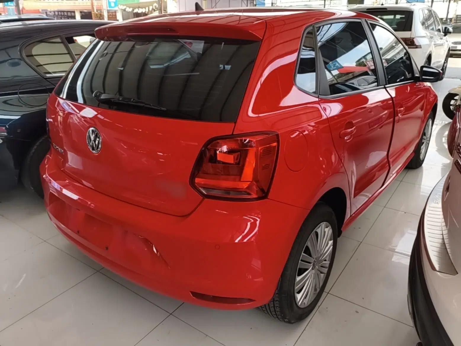 Volkswagen Polo 2016 1.6L Automatic Comfort Model — миниатюра 6