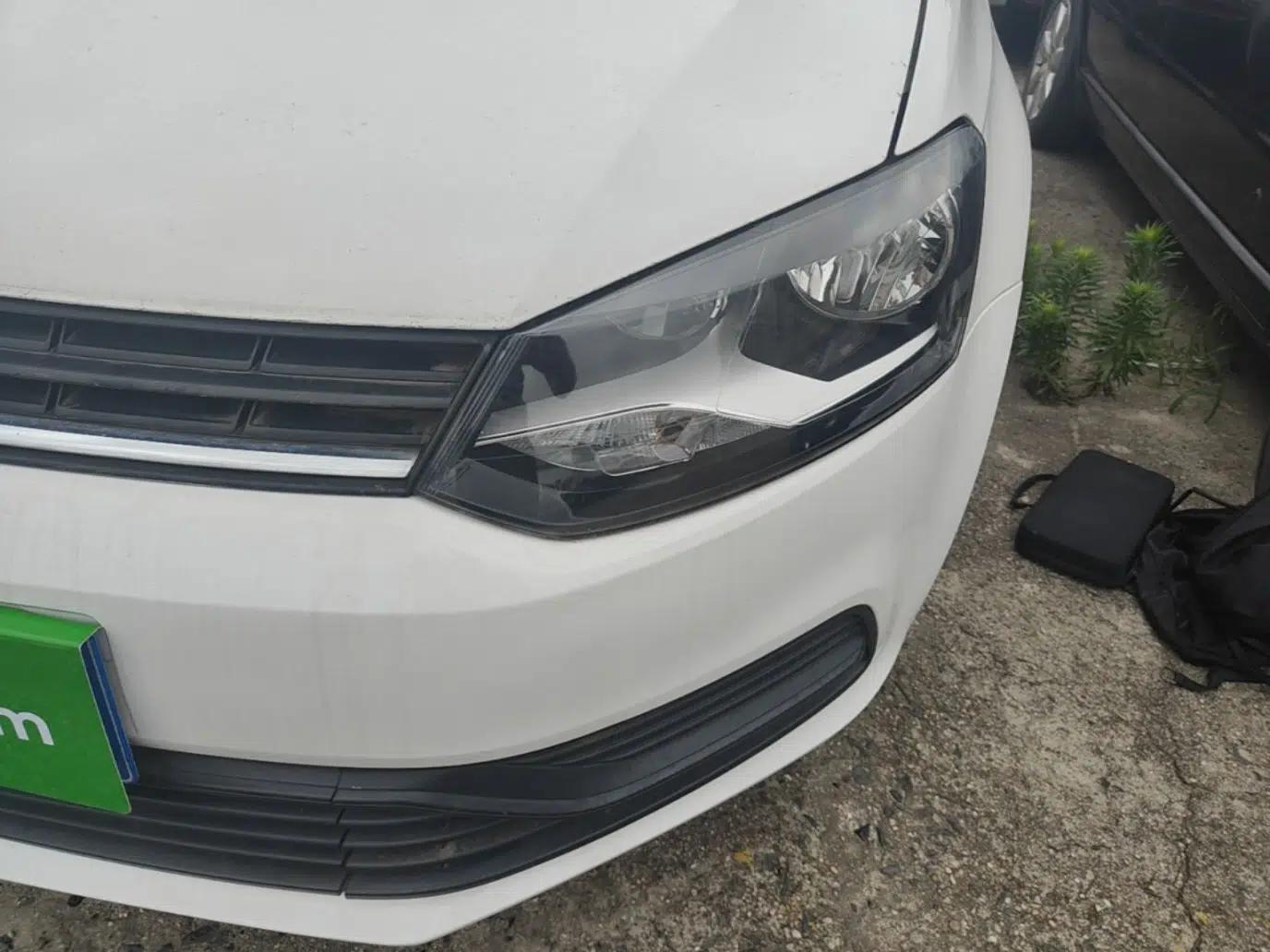 Volkswagen Polo 2016 1.4L Automatic Trendy Model — миниатюра 8