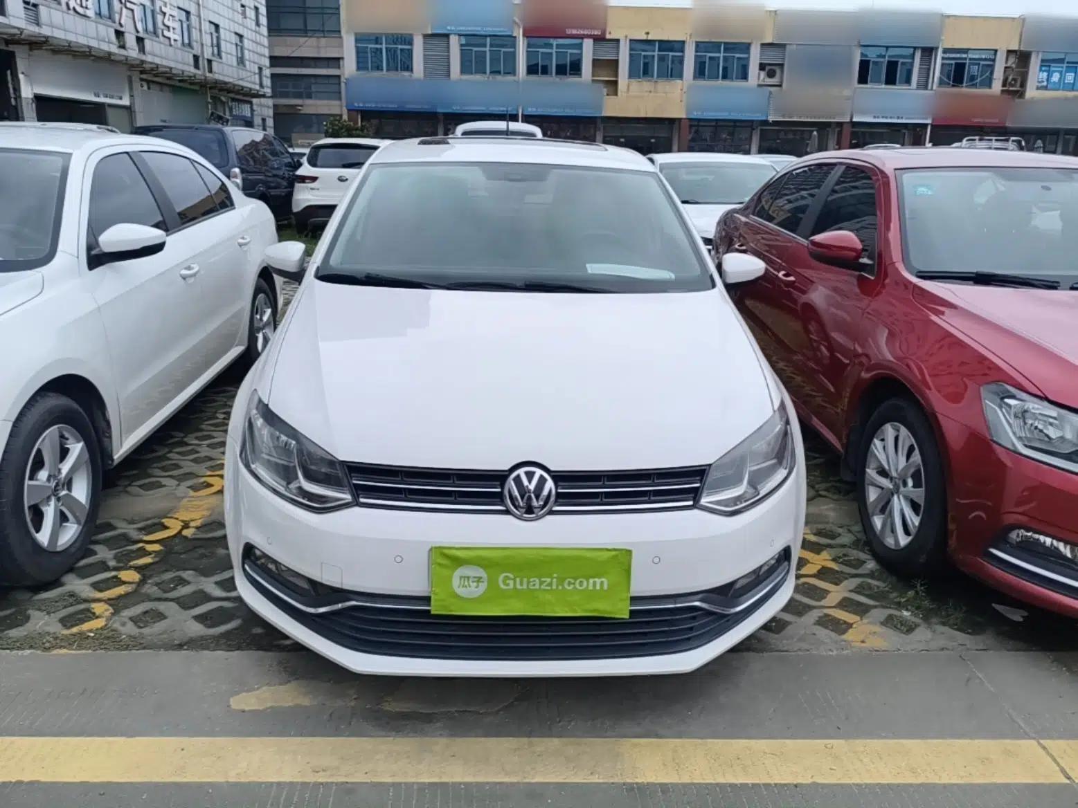 Volkswagen Polo 2014 1.6L Automatic Luxury Edition — миниатюра 2