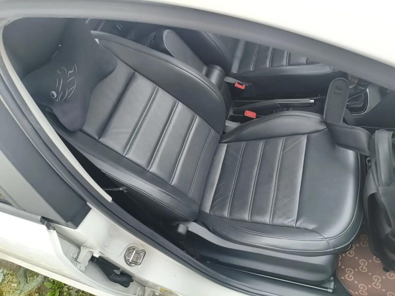 Volkswagen Polo 2014 1.6L Automatic Luxury Edition — миниатюра 19