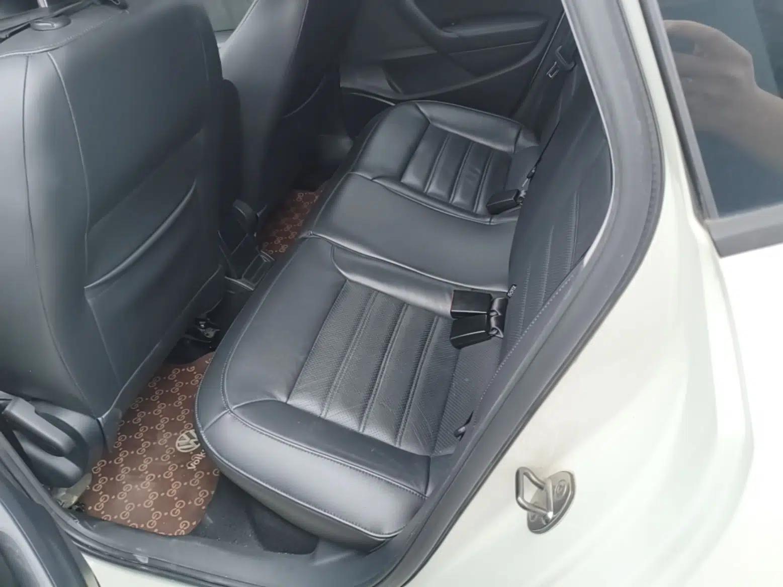 Volkswagen Polo 2014 1.6L Automatic Luxury Edition — миниатюра 20